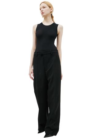 Черные брюки со стрелками