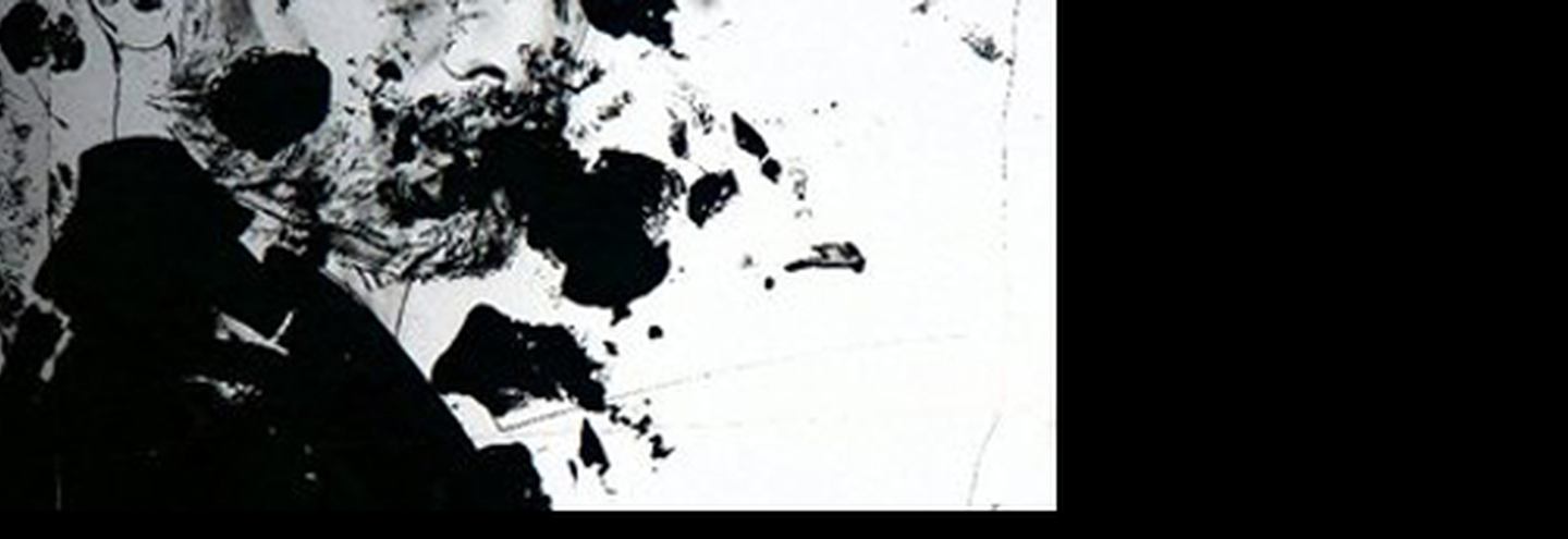 Модная книга «Black Material» уже в продаже