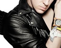 Крылатые часы Джереми Скотта 