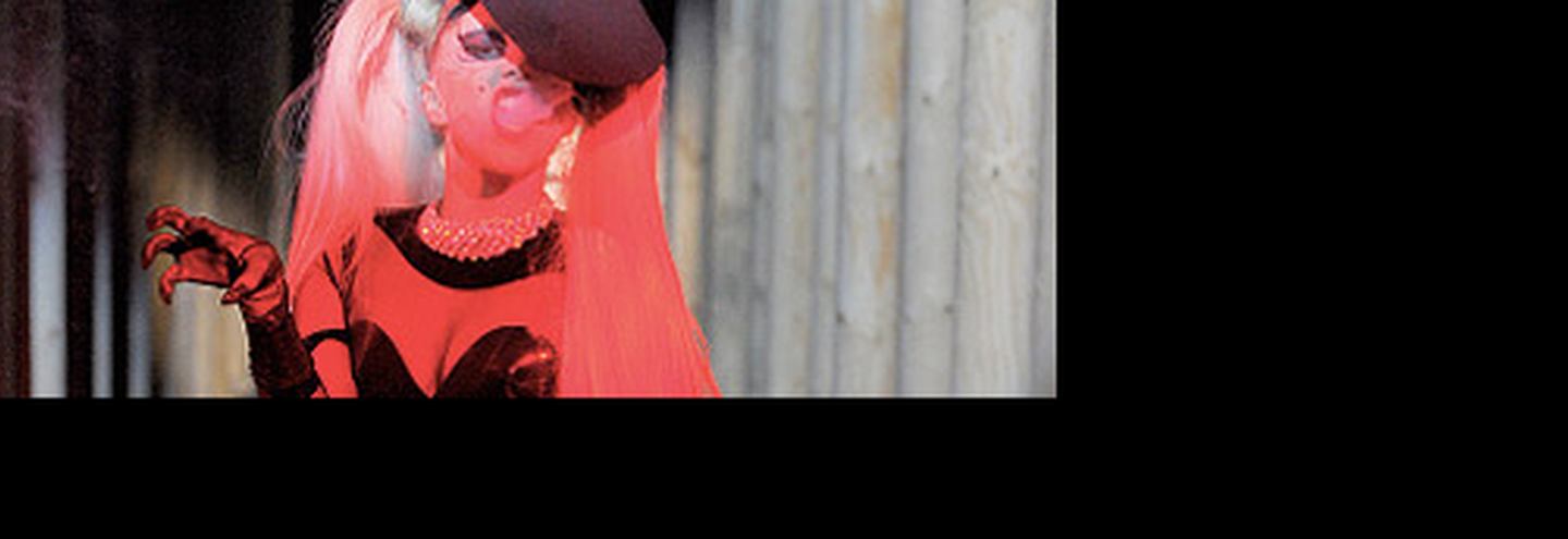 Леди Гага и Mugler