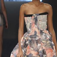 Архив: Hussein Chalayan весна-лето 2009