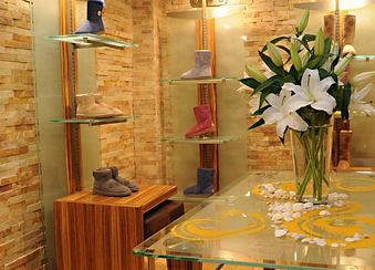 Самый большой корнер UGG Australia в Санкт-Петербурге