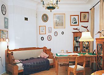 Дизайнерские фотообои в Mood Swings Apartment Store