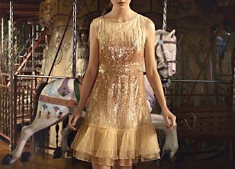 Платье на выпускной: короткое или блестящее?