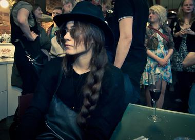 Be-in Anniversary. Показ Bezous в галерее "Протвор"