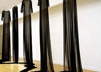  о неосязаемом...