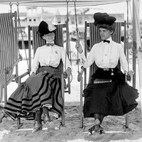 Эволюция женского купальника 