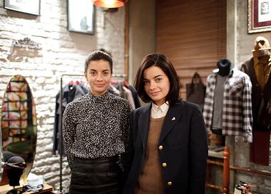 Видеогид: Twins Shop