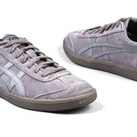 Кроссовки ASICS в магазине Brandshop