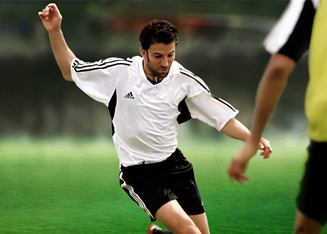  При поддержке Adidas создана технология «умного футбола»