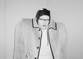 Backstage. Показ Thom Browne