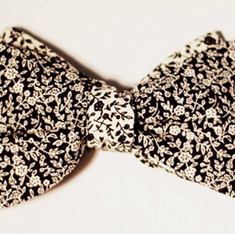 Вещь недели: галстук-бабочка PePe Crew