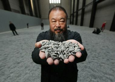 Ай Вэйвэя не выпускают из Китая