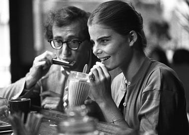 "Похмельные" фильмы: что смотреть в новогодние каникулы