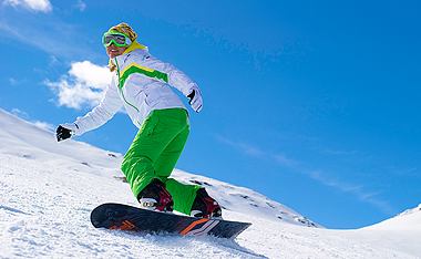  Спорт: как выбрать сноубордическую и горнолыжную куртку