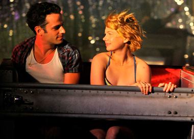 Кино недели: "Любит/Не любит"