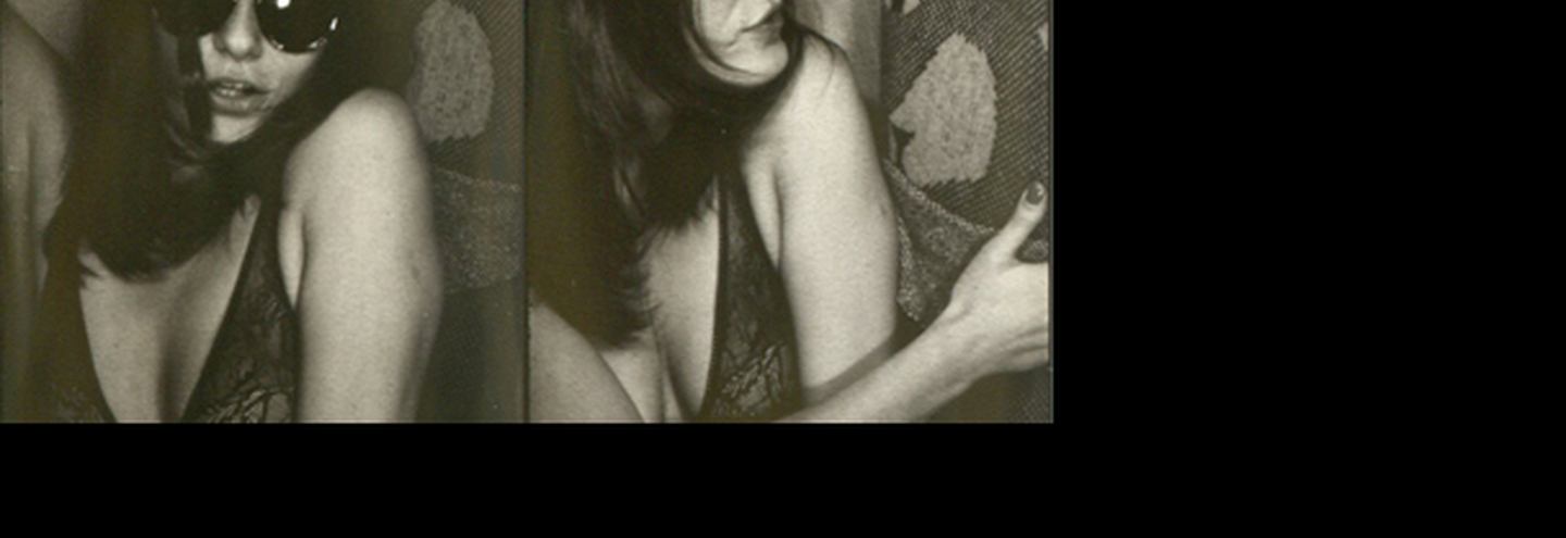 Фотобудка: подарки к 8 марта