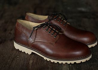 Мужские ботинки в московских магазинах. Часть 1