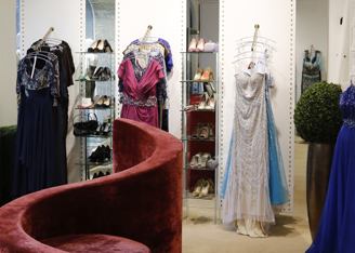 Новая коллекция платьев в Red Carpet