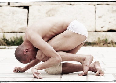 Пластический перформанс "В поисках Антиноя" (Валентин Цзин)