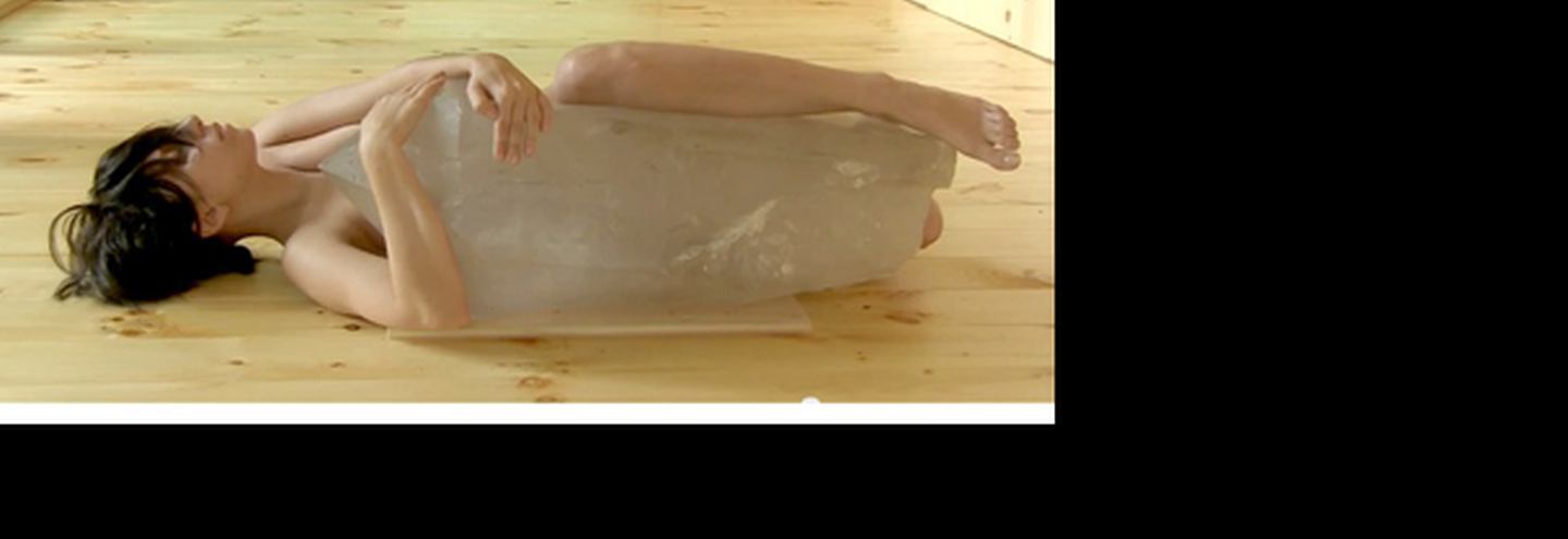 Леди Гага в перформансе Марины Абрамович