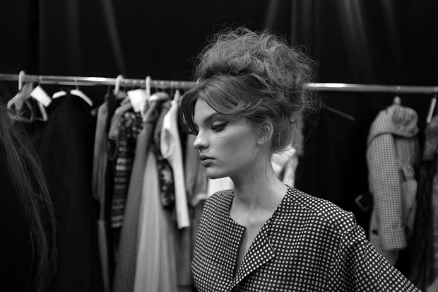 Backstage. Ulyana Sergeenko ss 2012