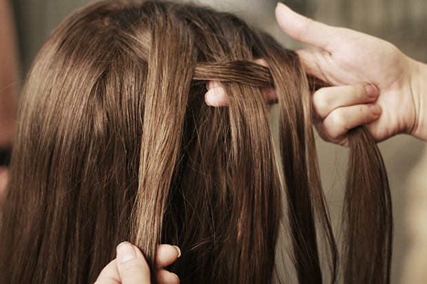 Style Files: мастер-класс по прическам. Лето 2011. Alexander McQueen