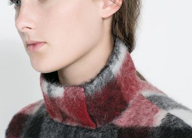 Межклеточное пространство.  С чем носить короткое пальто в клетку?