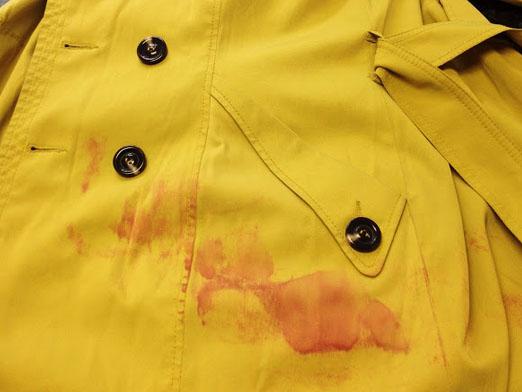 Пятна на пальто: способы очистки