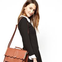 Семь удобных кожаных сумок из интернет-магазинов 