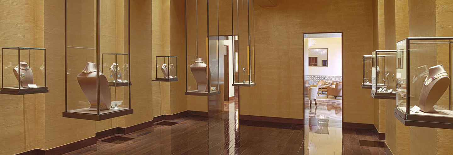 Магазины ювелирных украшений и бижутерии в Москве