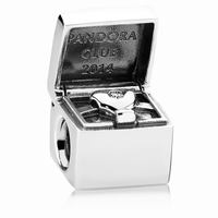 Выход клубного шарма Pandora 