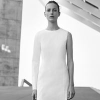 Сколько стоит одежда в России и Европе до и после скидок Инфографика: