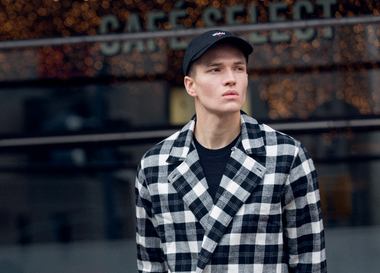 Краткий пересказ: Как запустить успешную независимую марку