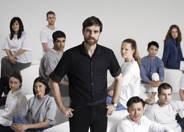  Кристоф Лемэр стал креативным директором нового исследовательского центра Uniqlo и новой линии Uniqlo U