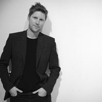 Кристофер Бейли уходит с поста CEO Burberry, но остается креативным директором 