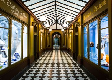  Прибыль luxury-брендов продолжает падать