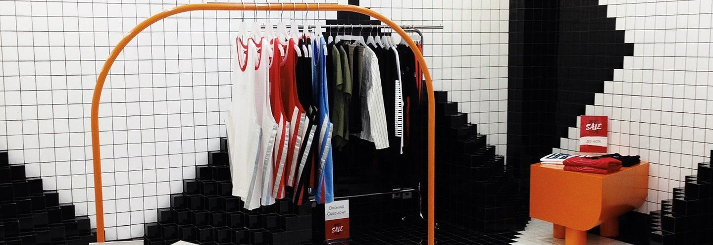 Специалист по маркетинговым коммуникациям в Au Pont Rouge