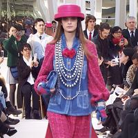 показ Chanel Осень/Зима 2016-2017 Видео: