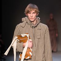 показ Craig Green Осень/Зима 2016-2017 Видео: