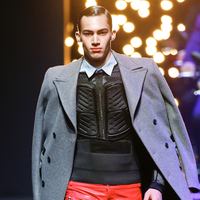 показ Dirk Bikkembergs Осень/Зима 2016-2017 Видео: