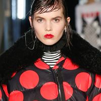 показ MSGM Осень/Зима 2016-2017 Видео: