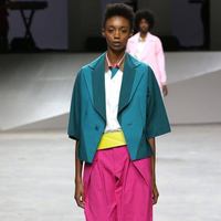 показ Issey Miyake Весна/Лето 2017 Видео: