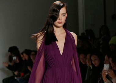 Видео: показ Jenny Packham Осень/Зима 2016-2017