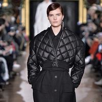 показ Stella McCartney Осень/Зима 2016-2017 Видео: