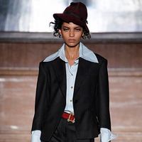 показ Vivienne Westwood Осень/Зима 2016-2017 Видео: