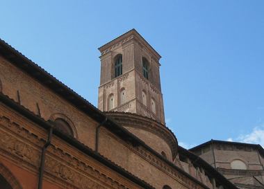  Холдинг Yoox Net-a-Porter и старейший университет Европы запустили учебный центр для e-commerce