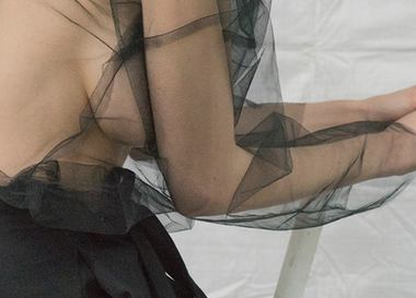 Вопрос: Почему прозрачные вещи не теряют актуальности?