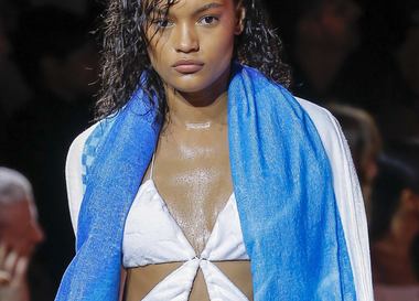 Видео: показ Fenty x Puma by Rihanna Весна/Лето 2018