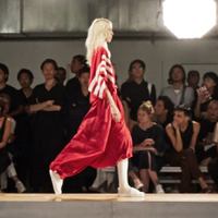 показ Y-3 Весна/Лето 2018 Видео: